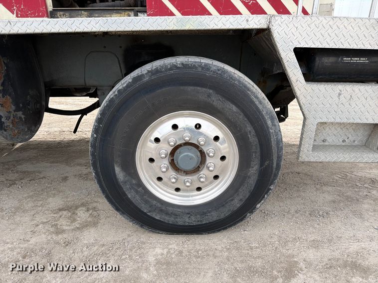 image for item YA2891 2001 Terex T340 crane