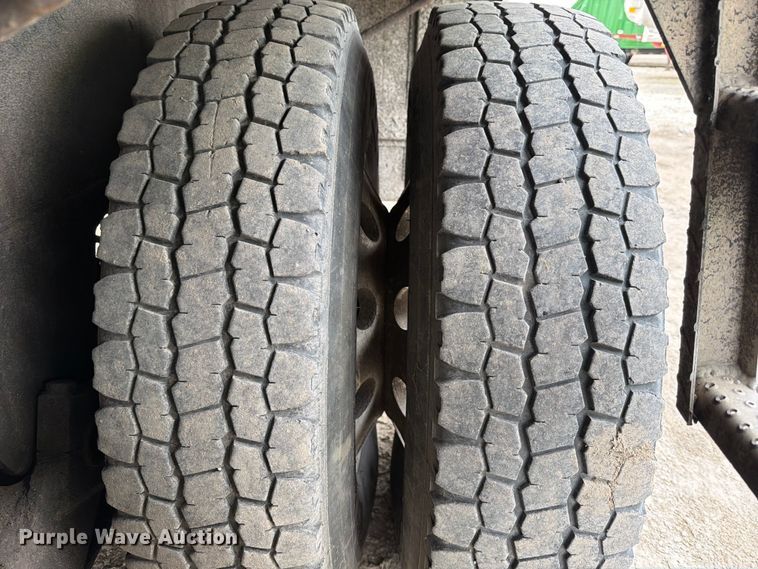 image for item YA2891 2001 Terex T340 crane