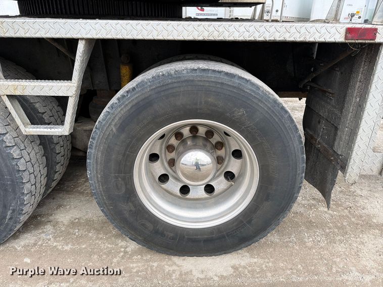 image for item YA2891 2001 Terex T340 crane