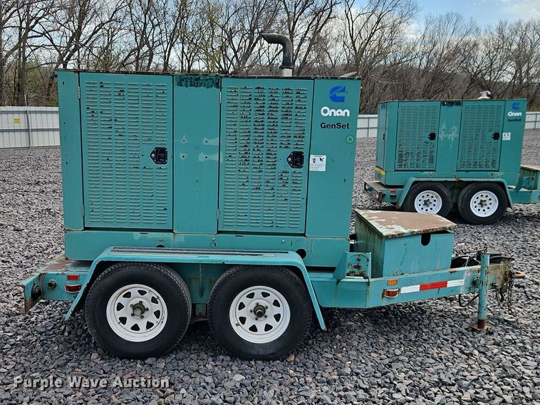 image for item YA2904 1999 Onan DGBC-3378898 generator