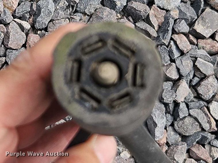 image for item YA2904 1999 Onan DGBC-3378898 generator