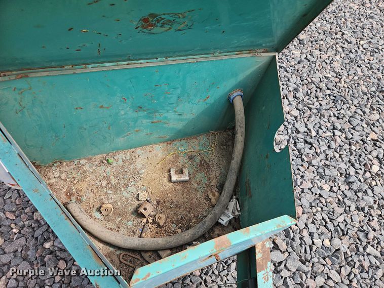 image for item YA2904 1999 Onan DGBC-3378898 generator