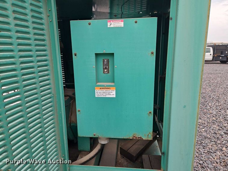 image for item YA2904 1999 Onan DGBC-3378898 generator