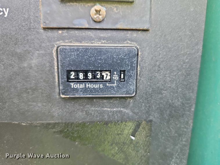 image for item YA2905 1999 Onan DGBC-3378896 generator