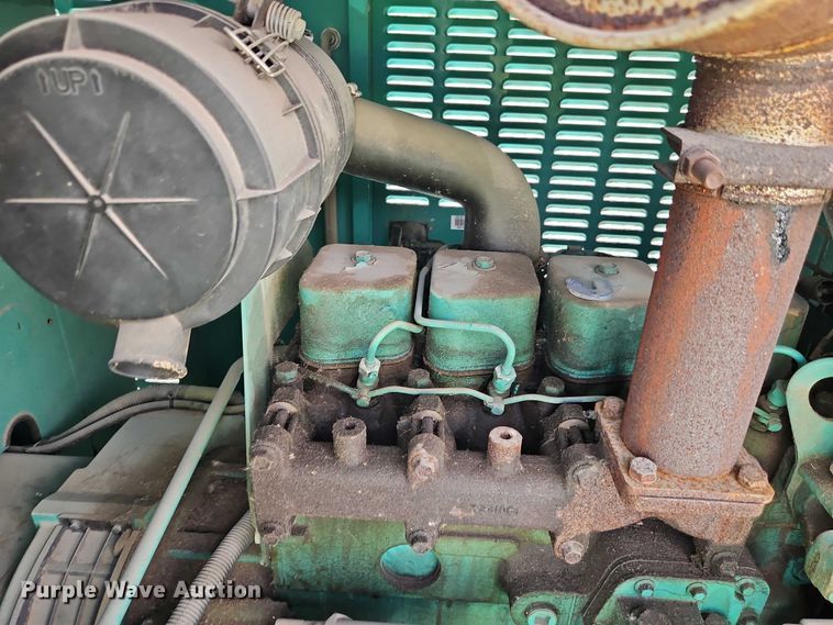 image for item YA2905 1999 Onan DGBC-3378896 generator