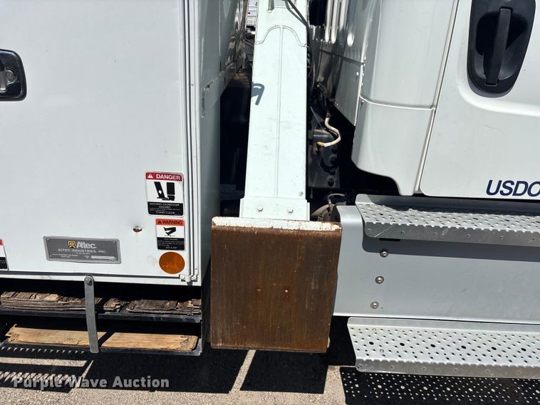 image for item YA2937 2023 Freightliner Business Class M2 digger derrick truck