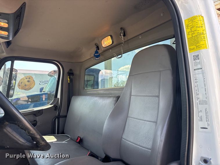 image for item YA2937 2023 Freightliner Business Class M2 digger derrick truck