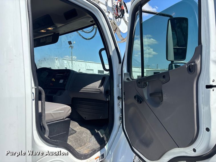 image for item YA2937 2023 Freightliner Business Class M2 digger derrick truck