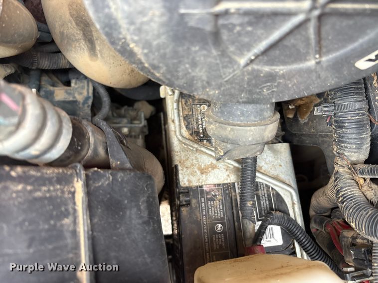 image for item YA2938 2017 Kubota SVL95-2S tracked skid steer loader