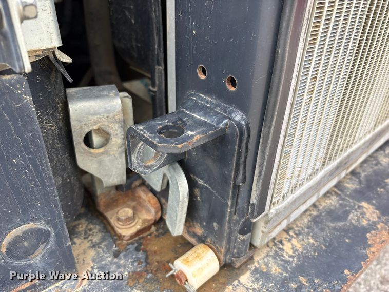 image for item YA2938 2017 Kubota SVL95-2S tracked skid steer loader