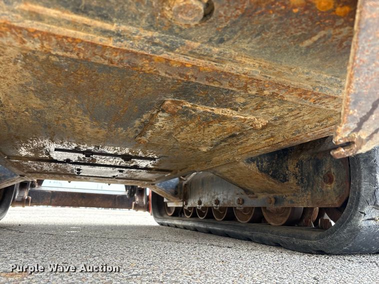 image for item YA2938 2017 Kubota SVL95-2S tracked skid steer loader