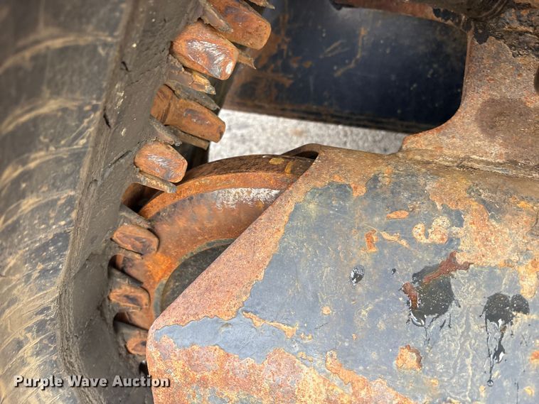 image for item YA2938 2017 Kubota SVL95-2S tracked skid steer loader