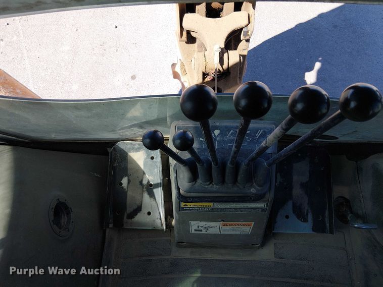 image for item YA2941 2006 Case 590 Super M II backhoe