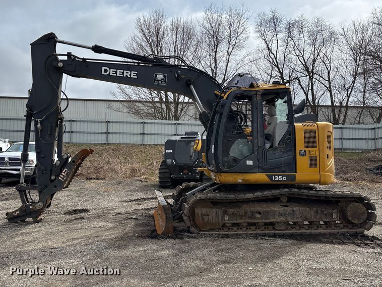 image for item YA2974 2022 John Deere 135G excavator