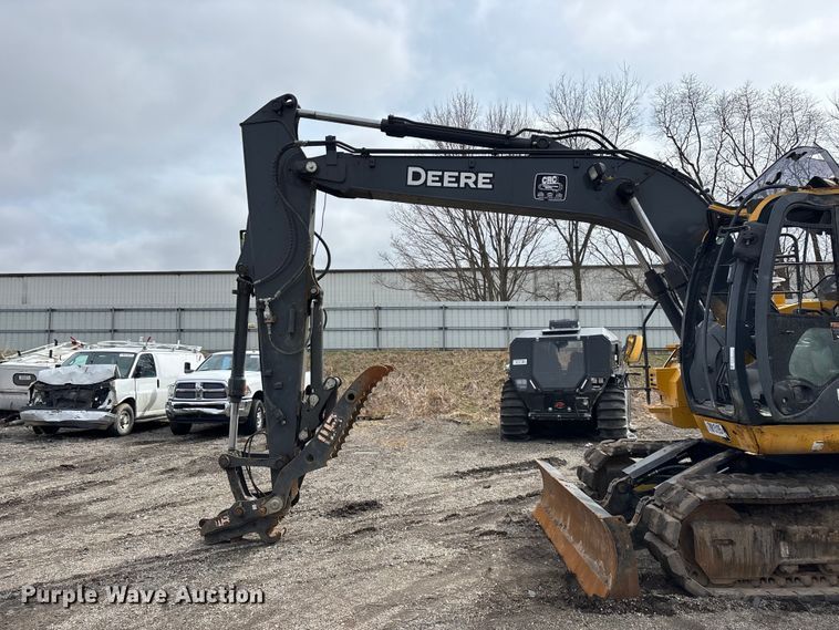 image for item YA2974 2022 John Deere 135G excavator