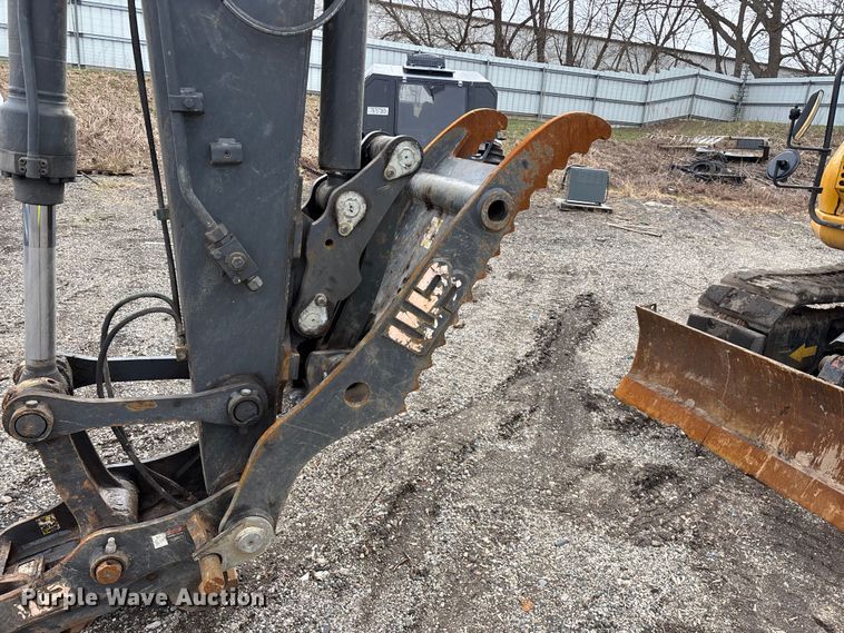 image for item YA2974 2022 John Deere 135G excavator