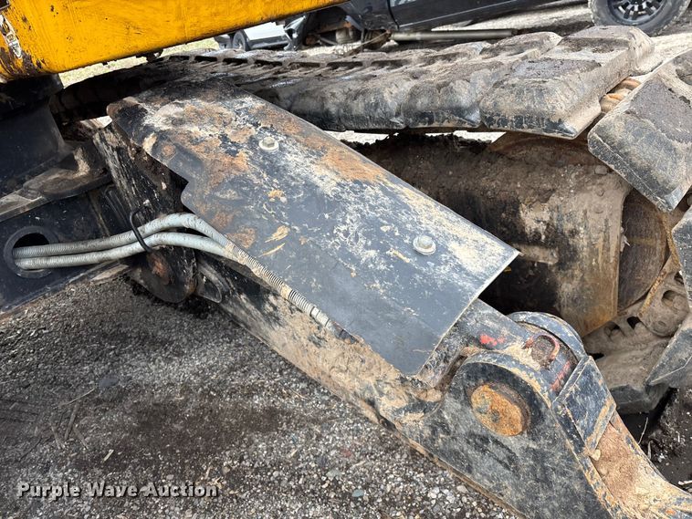 image for item YA2974 2022 John Deere 135G excavator