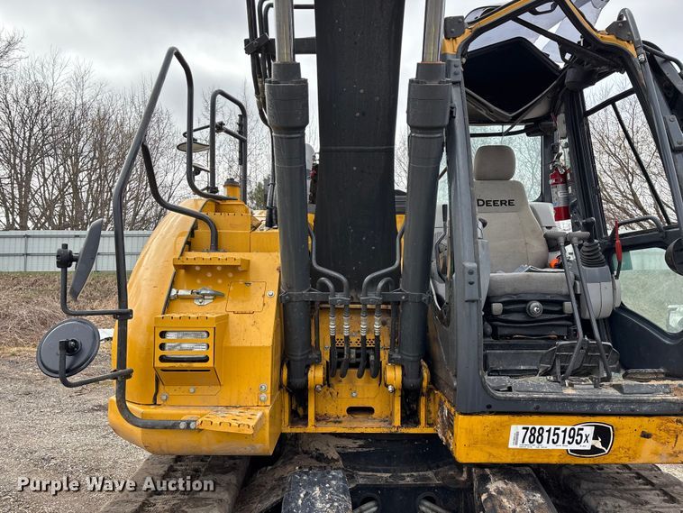 image for item YA2974 2022 John Deere 135G excavator