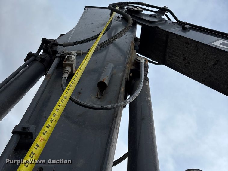 image for item YA2974 2022 John Deere 135G excavator