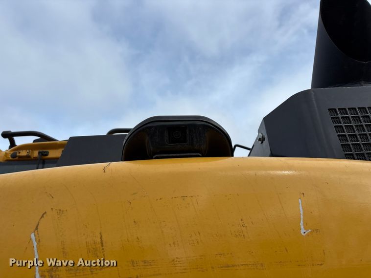 image for item YA2974 2022 John Deere 135G excavator