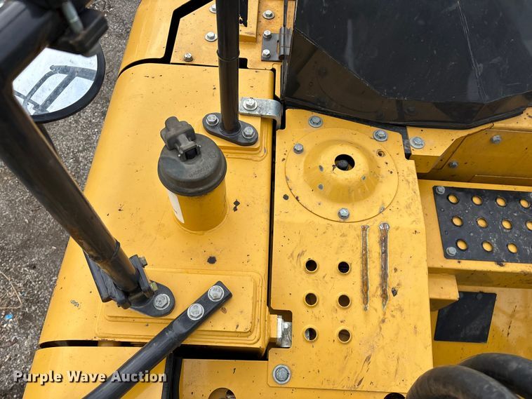 image for item YA2974 2022 John Deere 135G excavator