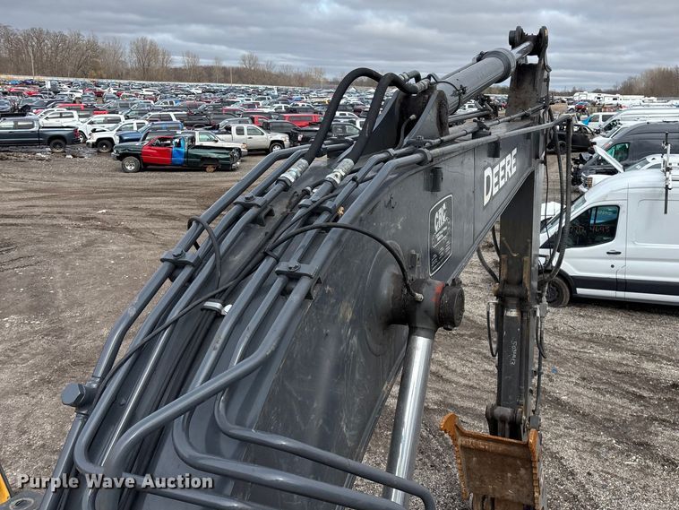 image for item YA2974 2022 John Deere 135G excavator