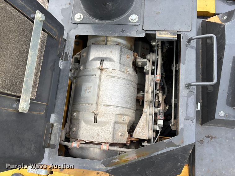 image for item YA2974 2022 John Deere 135G excavator