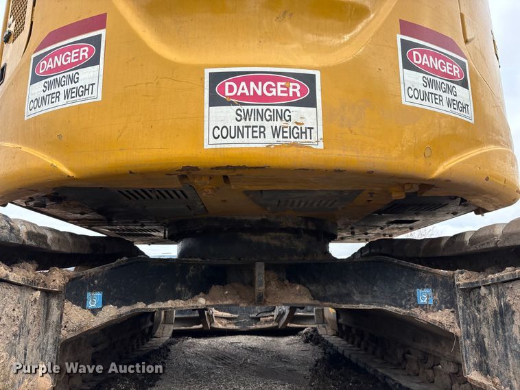 image for item YA2974 2022 John Deere 135G excavator