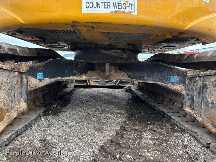 image for item YA2974 2022 John Deere 135G excavator