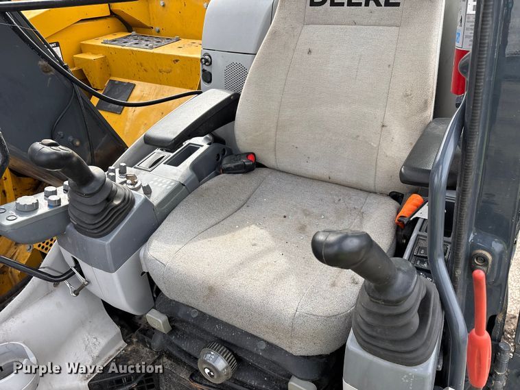 image for item YA2974 2022 John Deere 135G excavator