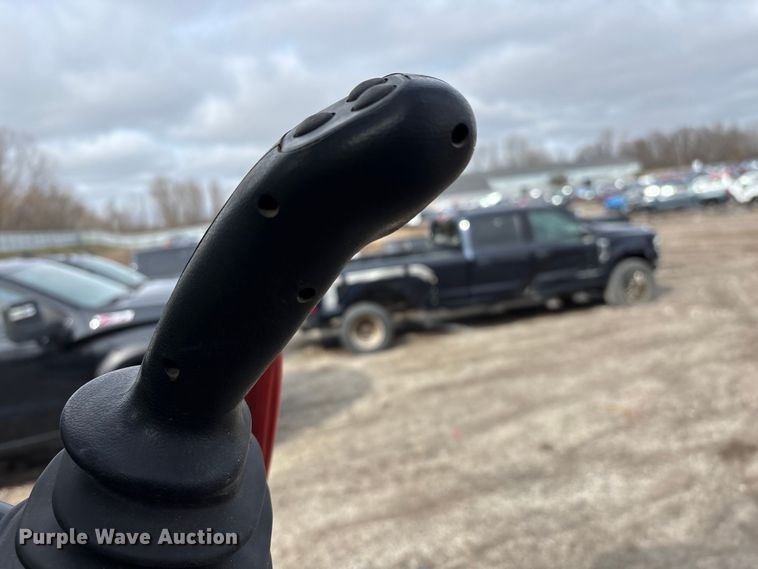 image for item YA2974 2022 John Deere 135G excavator