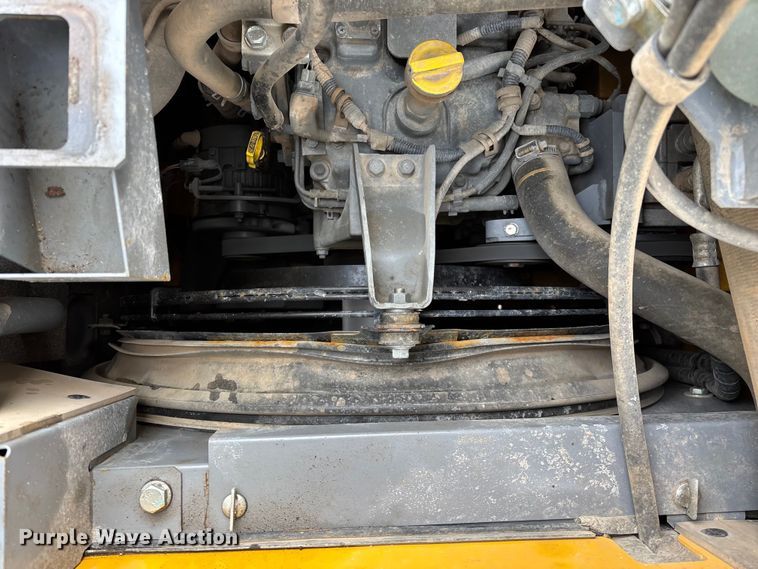 image for item YA2974 2022 John Deere 135G excavator