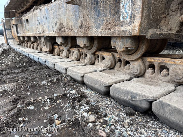 image for item YA2974 2022 John Deere 135G excavator