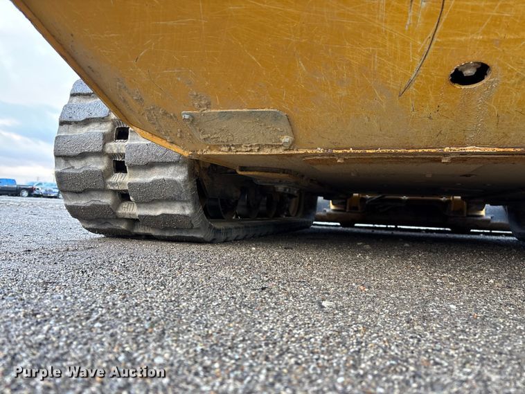 image for item YA2991 2025 John Deere 325G tracked skid steer loader