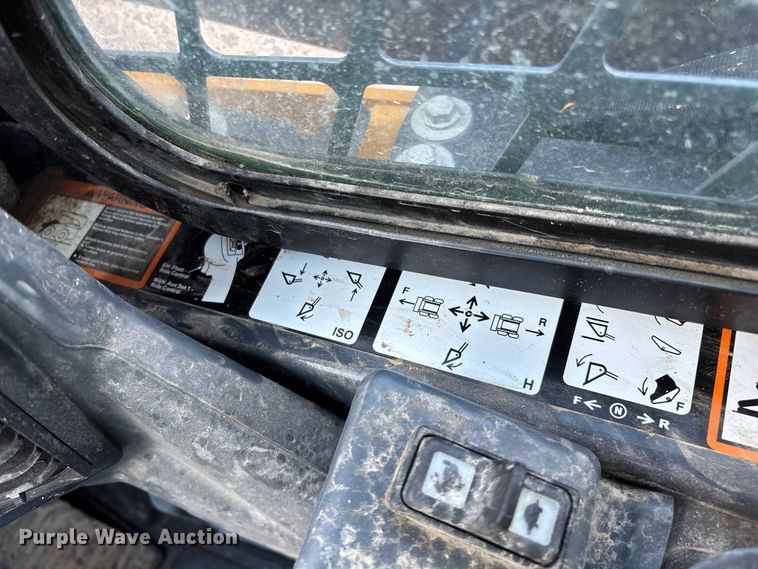 image for item YA2991 2025 John Deere 325G tracked skid steer loader