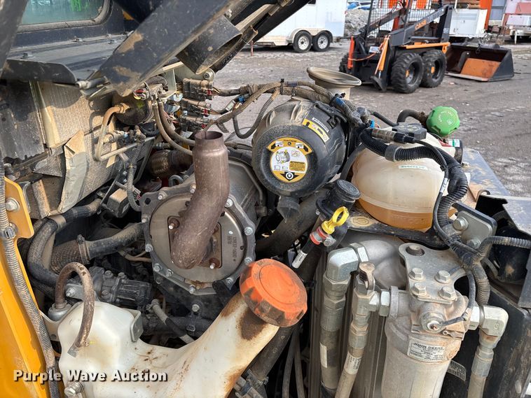 image for item YA2991 2025 John Deere 325G tracked skid steer loader