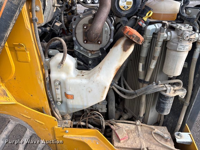 image for item YA2991 2025 John Deere 325G tracked skid steer loader