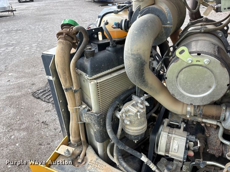 image for item YA2991 2025 John Deere 325G tracked skid steer loader