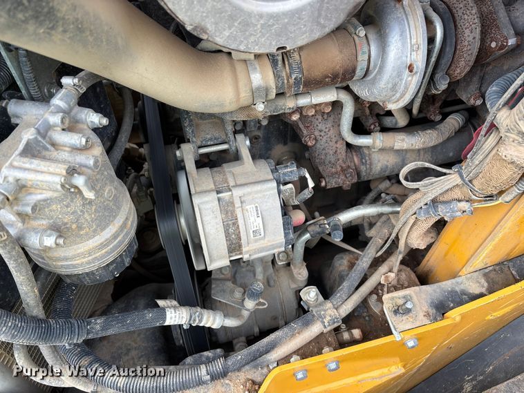 image for item YA2991 2025 John Deere 325G tracked skid steer loader