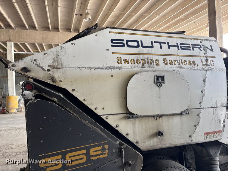 image for item YA3006 2014 Isuzu NPR street sweeper truck