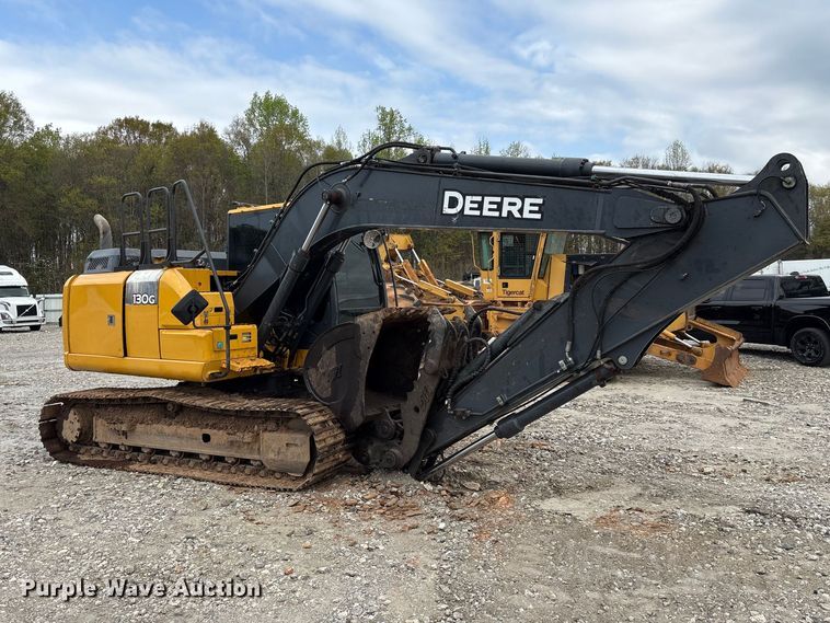 image for item YA3012 2018 John Deere 130G excavator