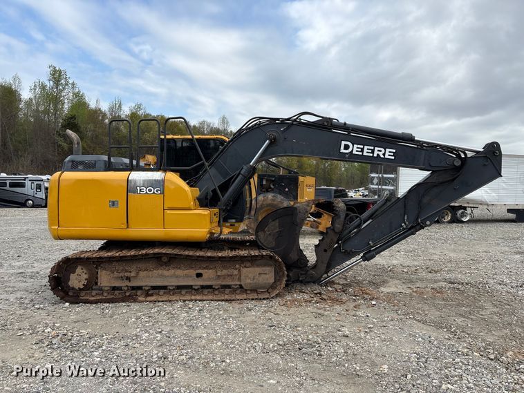 image for item YA3012 2018 John Deere 130G excavator