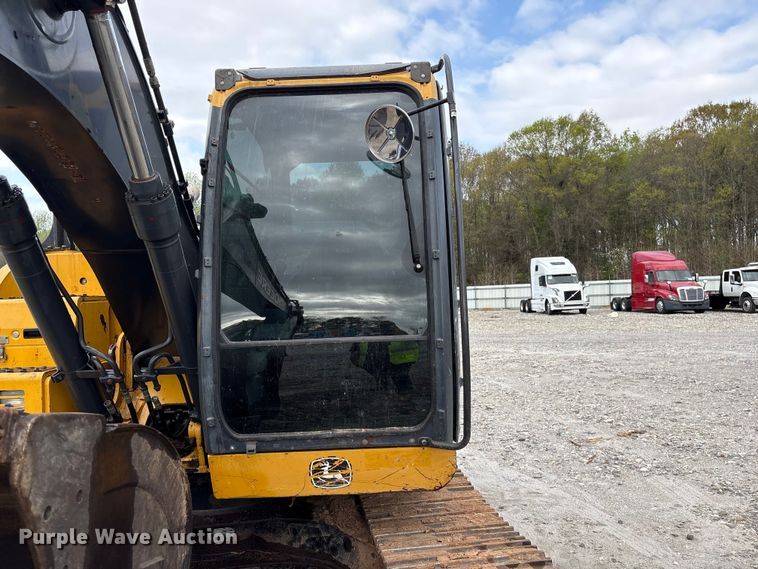 image for item YA3012 2018 John Deere 130G excavator