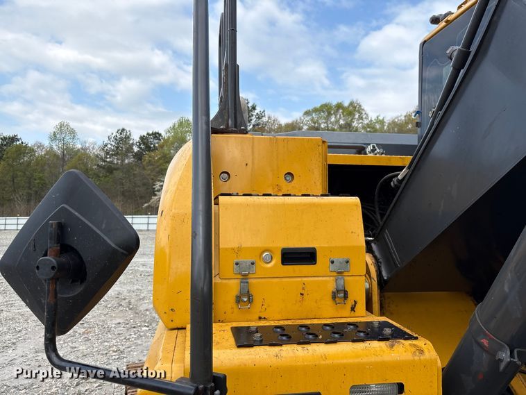image for item YA3012 2018 John Deere 130G excavator