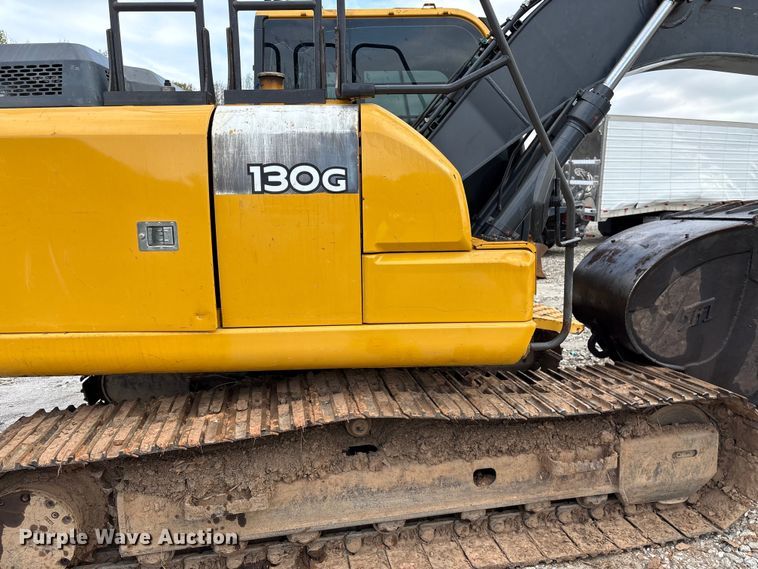 image for item YA3012 2018 John Deere 130G excavator