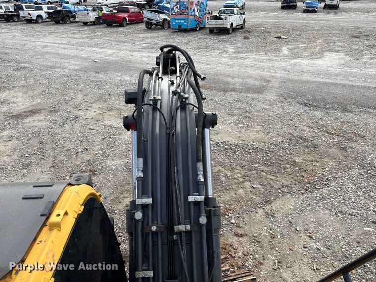 image for item YA3012 2018 John Deere 130G excavator