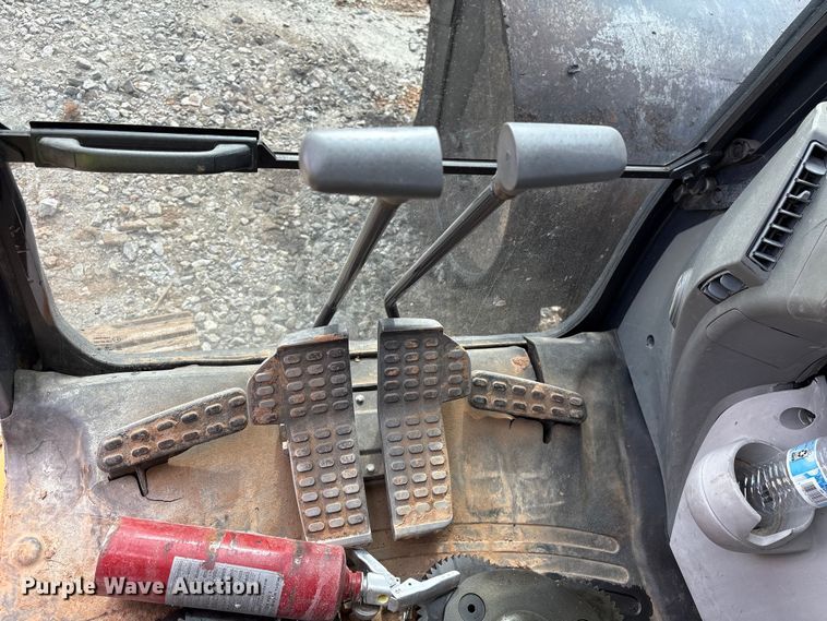 image for item YA3012 2018 John Deere 130G excavator