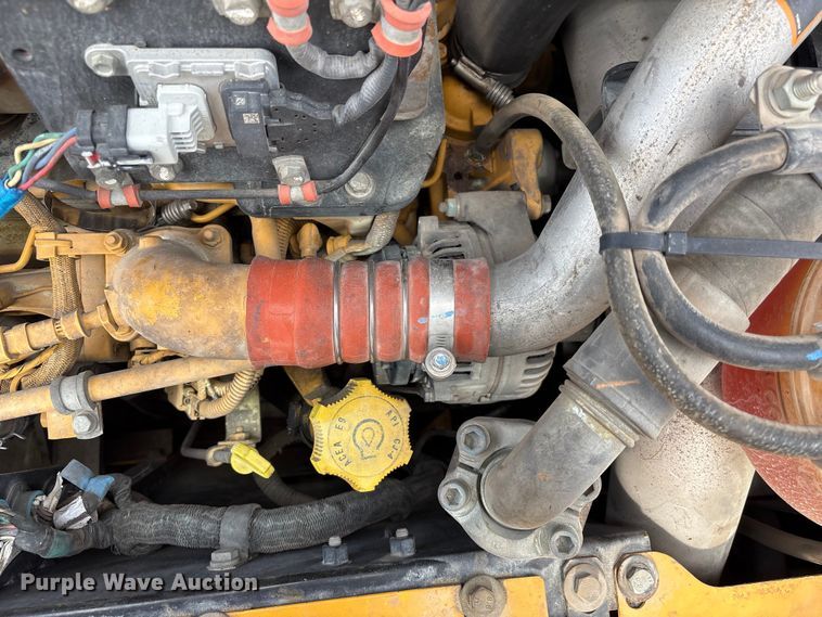 image for item YA3012 2018 John Deere 130G excavator
