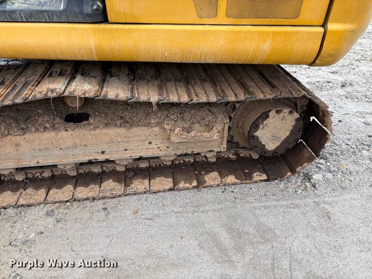 image for item YA3012 2018 John Deere 130G excavator