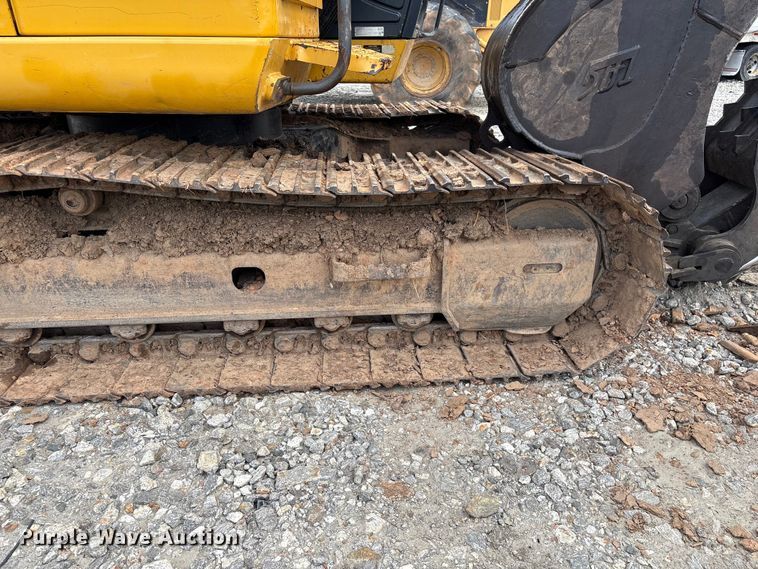 image for item YA3012 2018 John Deere 130G excavator